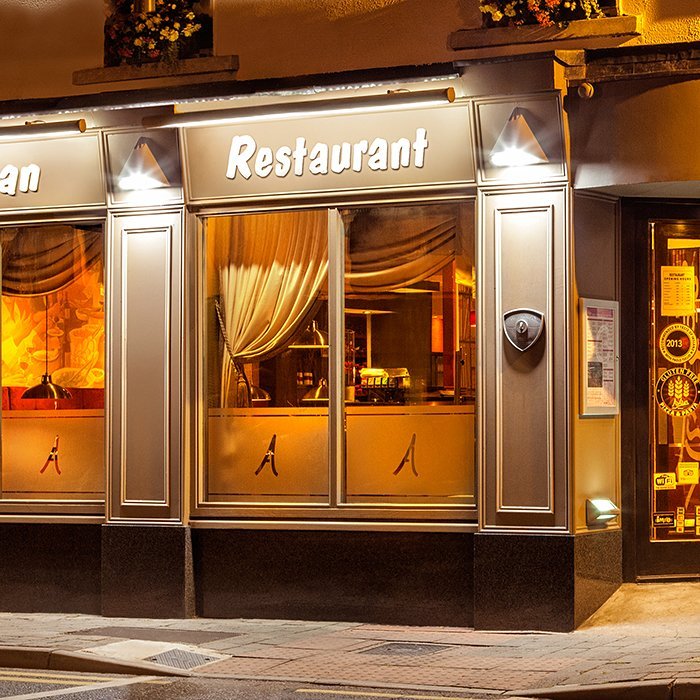Restaurant Exterior Architectural Retouching Example by Norton Photography and Retouching